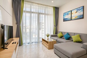 Family Apartment, 2 Bedrooms | Living area