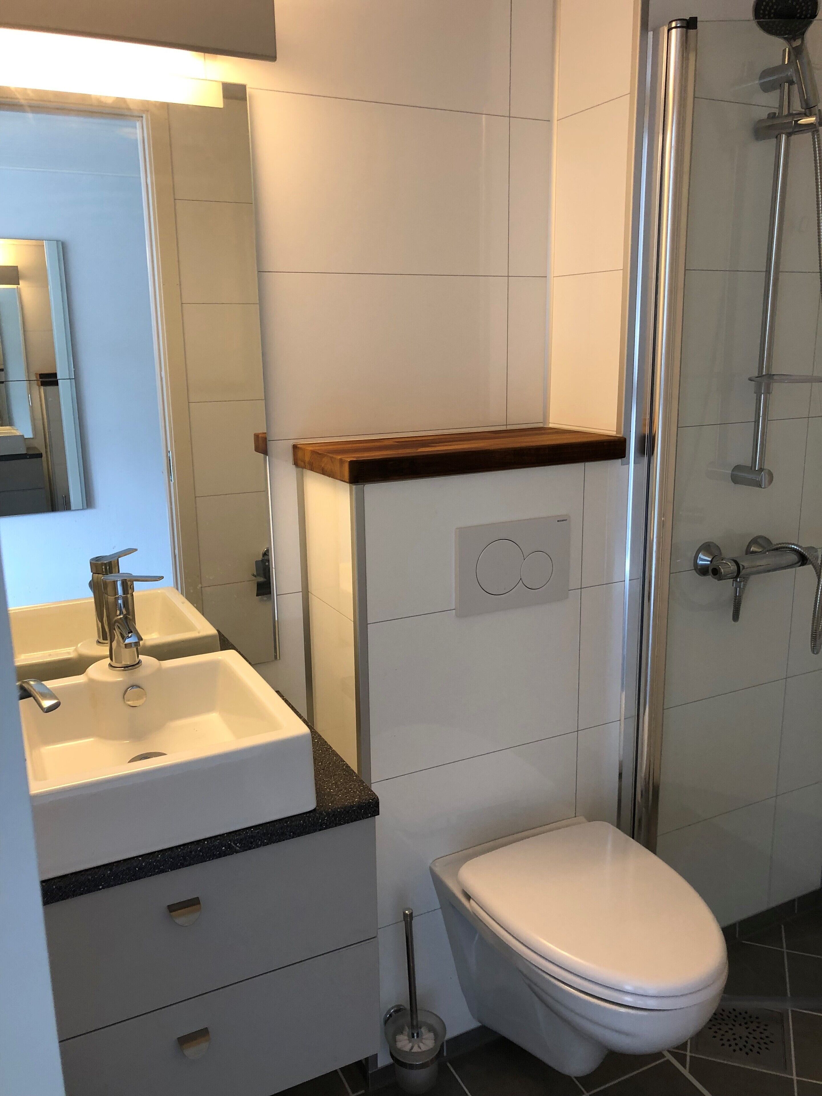 basic single room | bathroom | shower, hair dryer, towels, soap