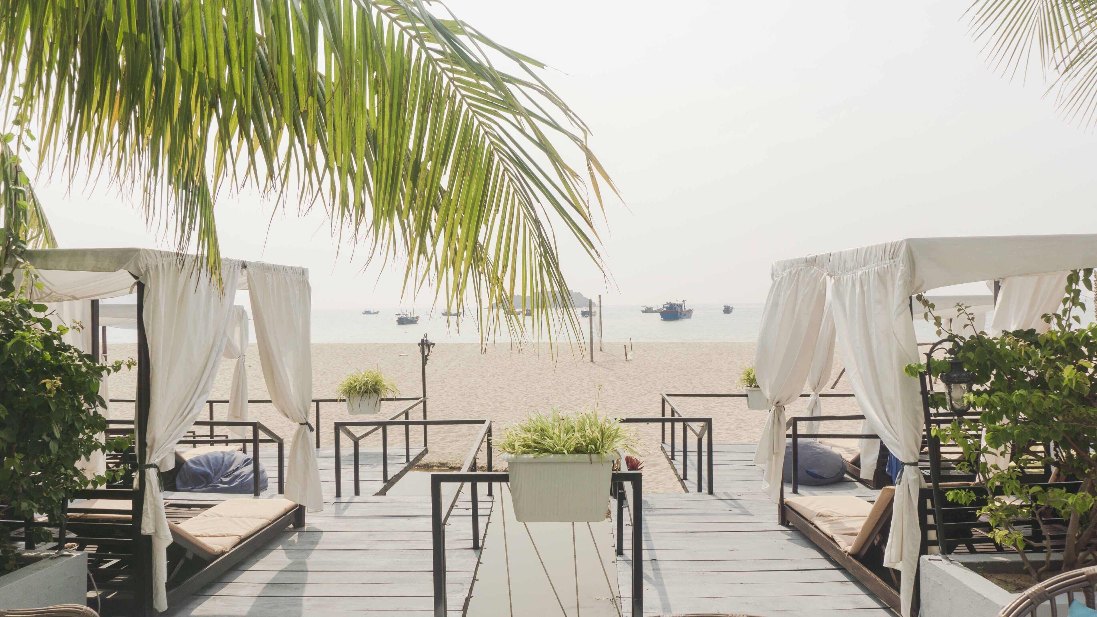 Sun deck