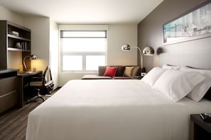 Hypo-allergenic bedding, pillowtop beds, in-room safe, desk - Hyatt House Indianapolis / Fishers (Fishers)