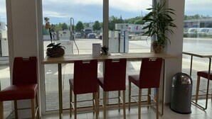 Interior entrance - TWT Motel (Triptis)
