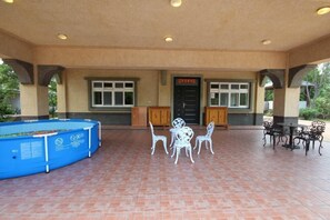 Property entrance - Meiman Xiaowo (Dongshan)