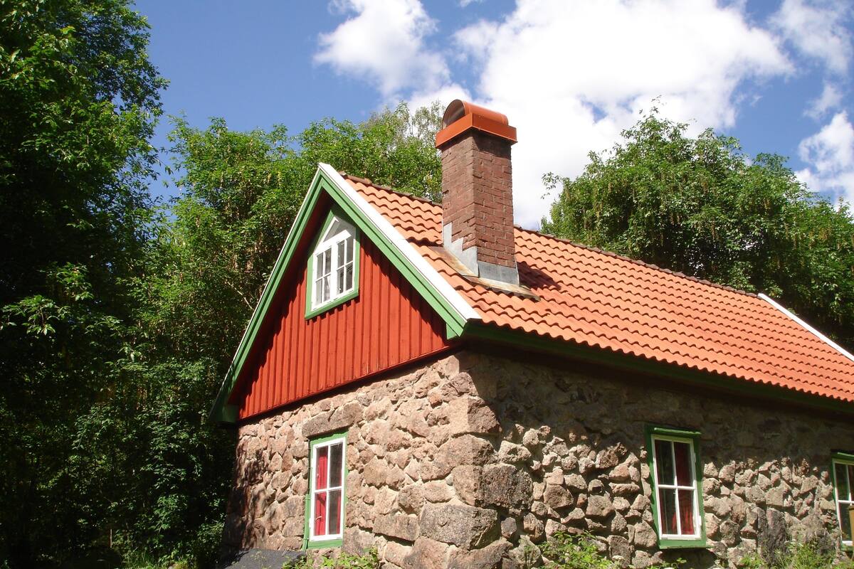 Stone Cottage | WiFi (free), bed sheets