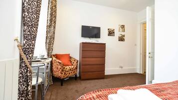 Desk, iron/ironing board, free WiFi, bed sheets