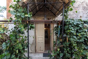 Exterior - Book Hotel  (Kutaisi)