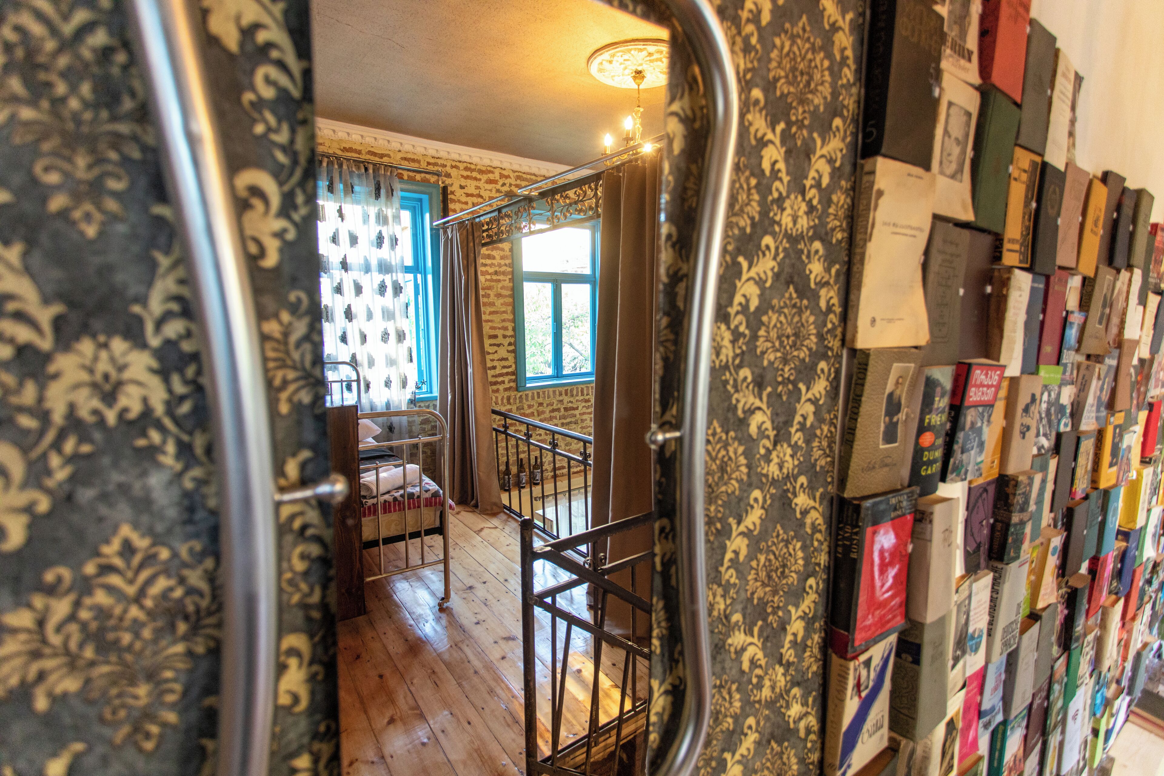 Design Apartment | Desk, soundproofing, free WiFi, bed sheets