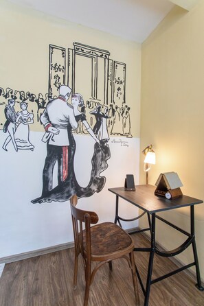 Chambre classique double ou avec lits jumeaux | Bureau, système d’insonorisation, accès au Wi-Fi (inclus)