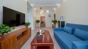 Elite Double Room, Non Smoking | Blackout drapes, WiFi (free), bed sheets - Fu Yin Apartment (Xi'an)