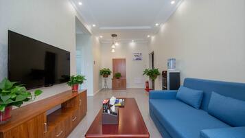 Elite Double Room, Non Smoking | 2 bedrooms, blackout drapes, free WiFi, bed sheets