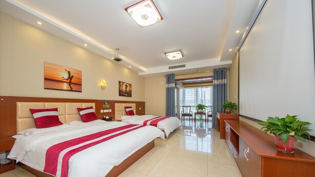 Premier Room, Non Smoking | Blackout drapes, WiFi (free), bed sheets - Fu Yin Apartment (Xi'an)