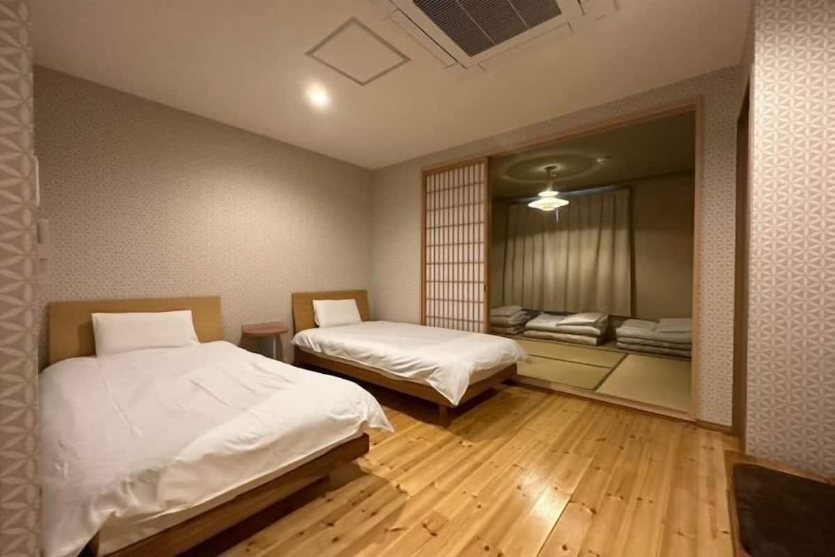 1 bedroom, desk, laptop workspace, free WiFi