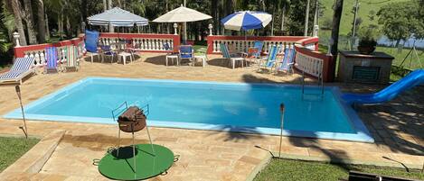 Piscine extérieure, piscine chauffée