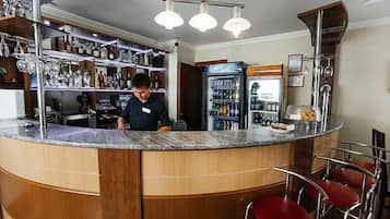 Bar (in der Unterkunft)