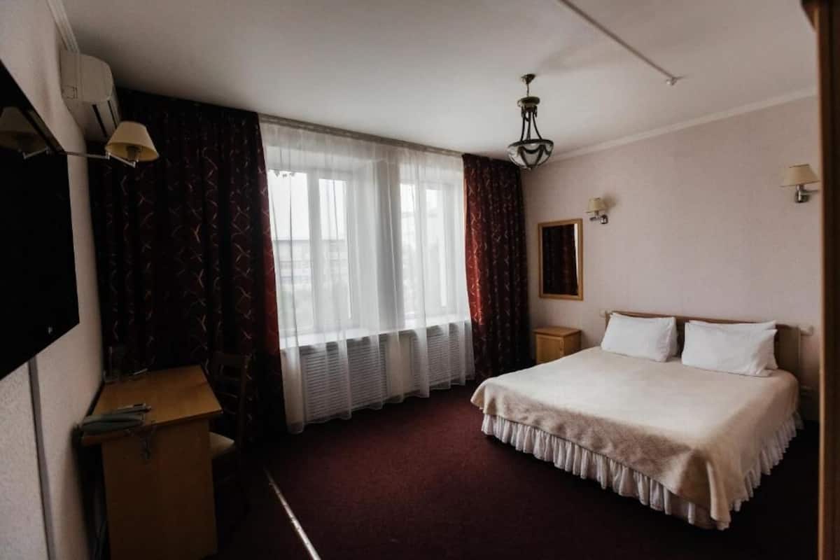 Chambre Double Supérieure, 1 très grand lit