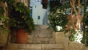 Exterior - Apollo (Corfu)