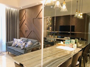 Signature Suite, Ocean View | Living area | 43-inch LCD TV with digital channels, TV