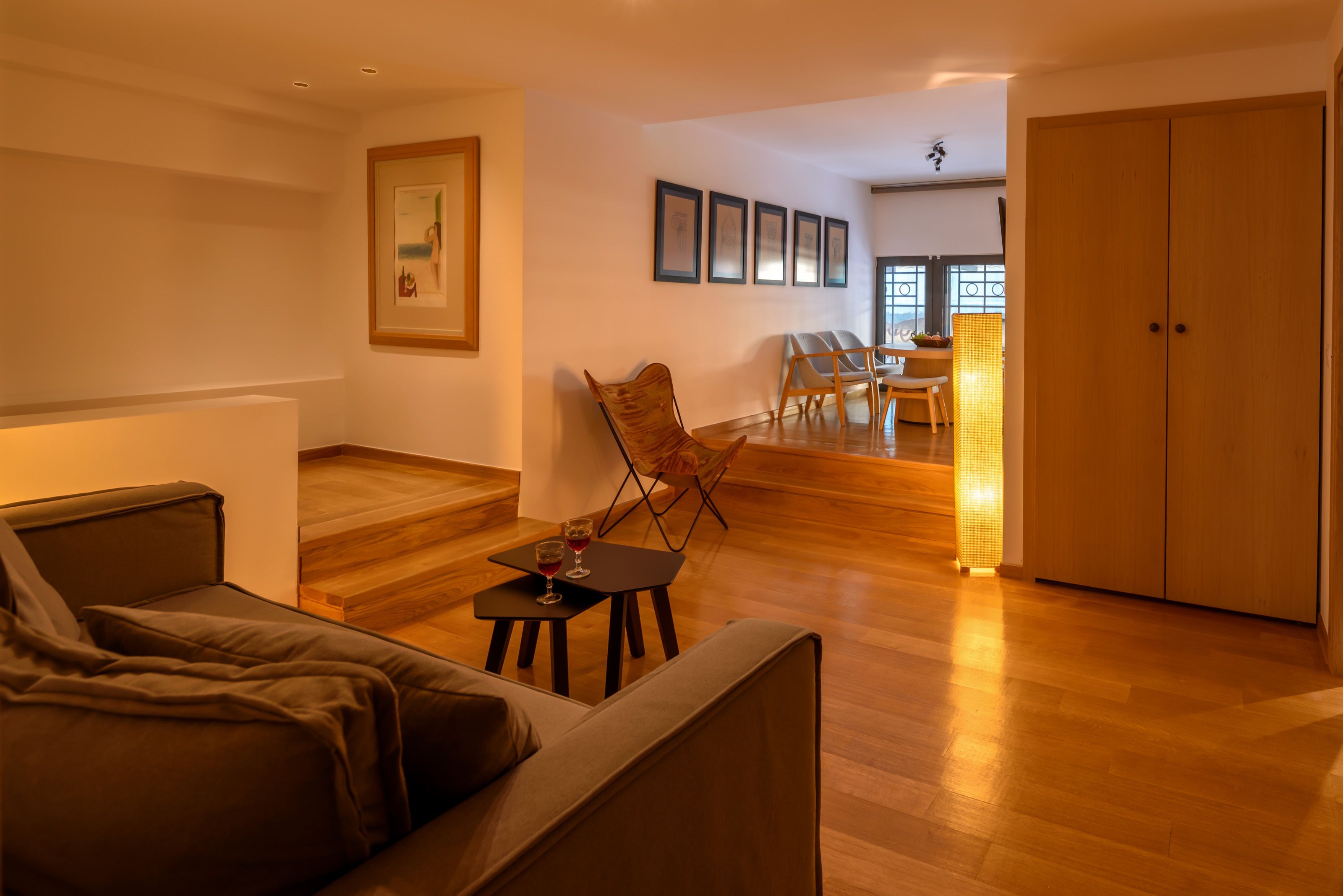 comfort quadruple room | minibar, in-room safe, individually decorated, desk