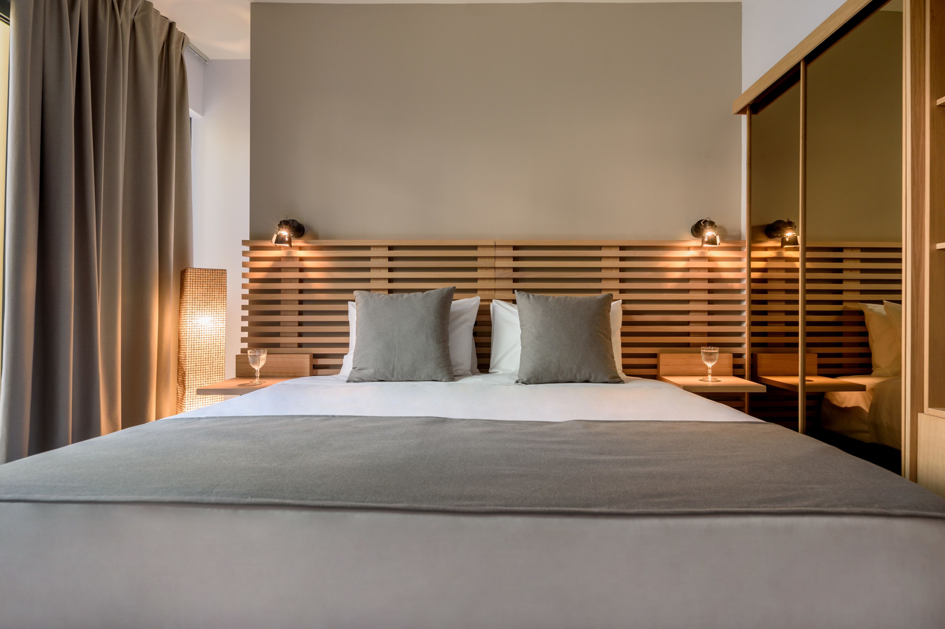 superior double room | minibar, in-room safe, individually decorated, desk