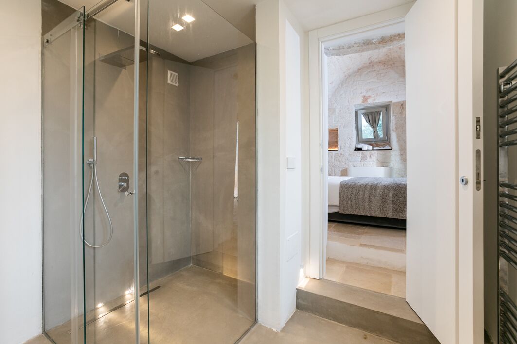 Habitación de diseño doble (Trullo) | Baño | Ducha y cabezal de ducha tipo lluvia