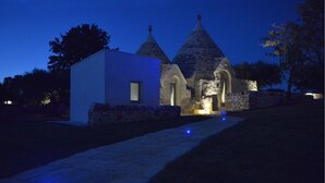 华丽客房, 热水浴缸 (Trullo)