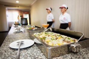 Free daily buffet breakfast
