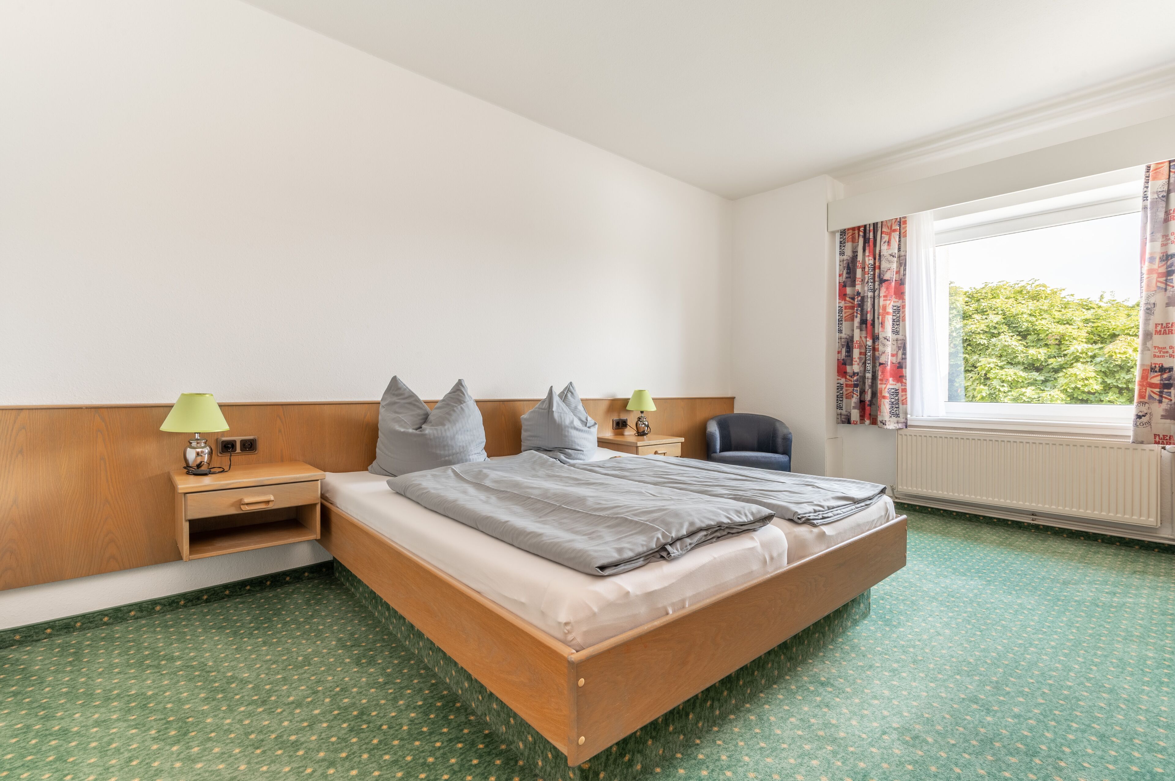 基本雙人房 | 書桌、筆電工作空間、遮光布/窗簾、隔音