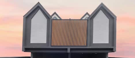 Villa House | Vardagsrum | 65-tums LED-tv med digitalkanaler och tv