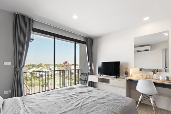 Decoración personalizada, muebles diferentes y escritorio