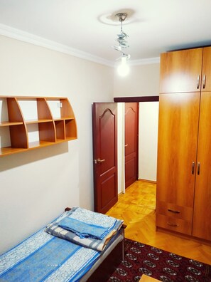 Departamento | 3 habitaciones, tabla de planchar con plancha y wifi gratis 