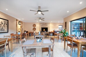 Restaurant - Africa Beach B&B (Gqeberha (Port Elizabeth))