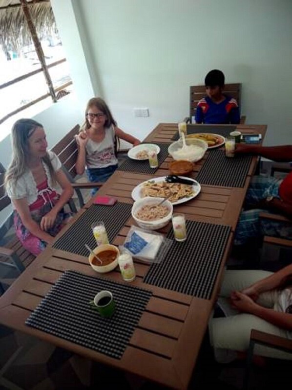 Dining - Guest house Dhangethi INN- Room 3 (Dhangethi)