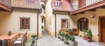 Romantic Condo near Charles Bridge
