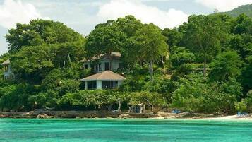 Cottonwood Cottage | Area keluarga | Televisi 42-inci dengan saluran TV kabel, Netflix, dan pemutar DVD