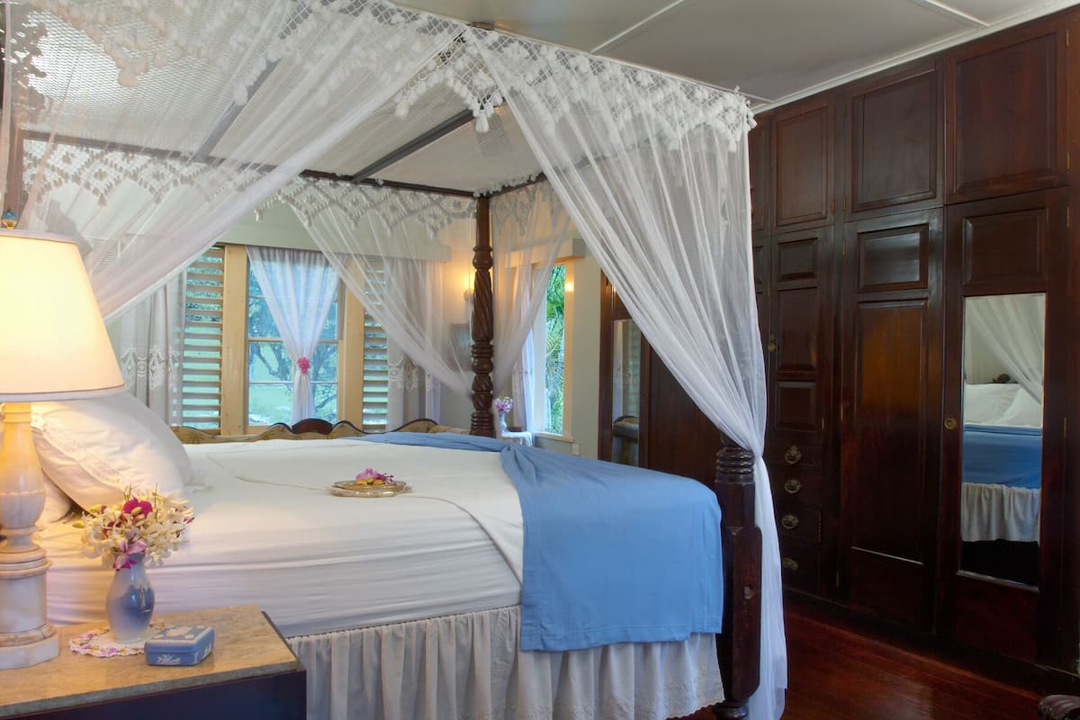 Mullion Cove | Minibar gratis, brankas, dan tempat tidur bayi gratis