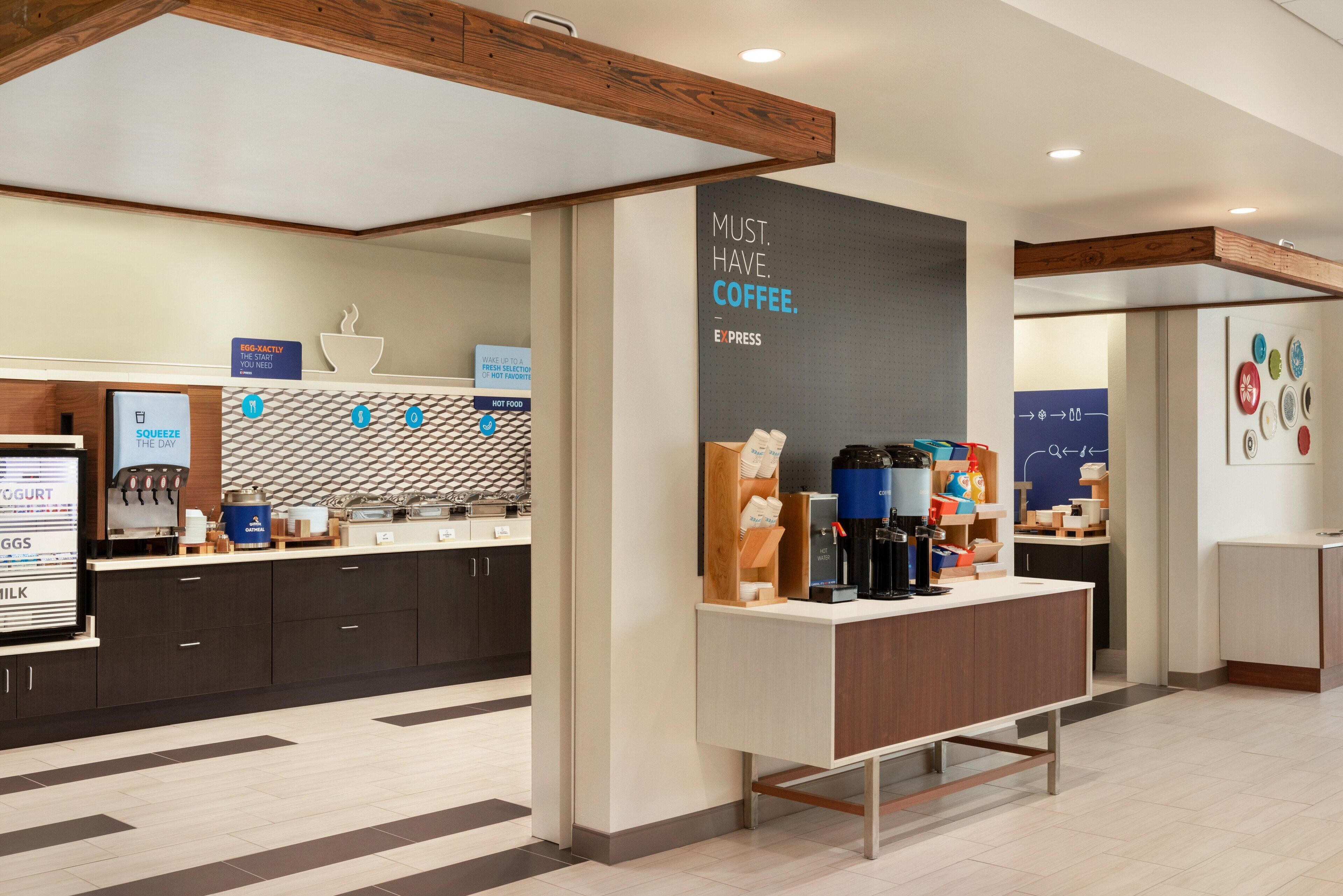 free daily continental breakfast