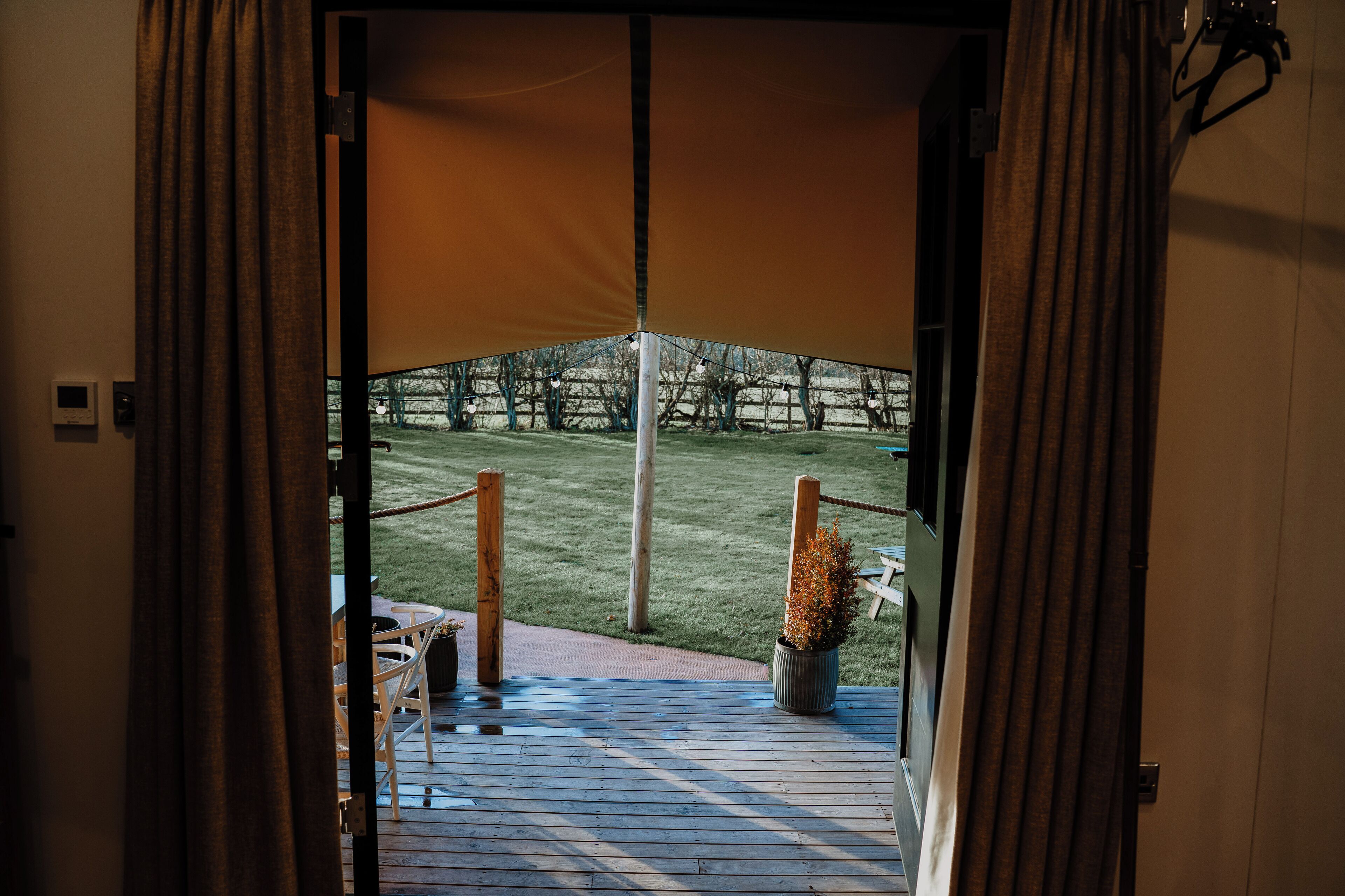 Kabin Eksklusif | Seprai katun Mesir, seprai premium, tirai kedap cahaya, dan Wi-Fi gratis