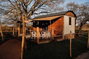 Exterior - Rylands Farmhouse (Wilmslow)