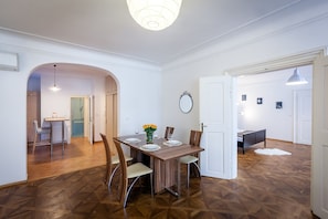 Comfort Apartment | In-room dining - St. Nicholas Church view apartment (Prague)