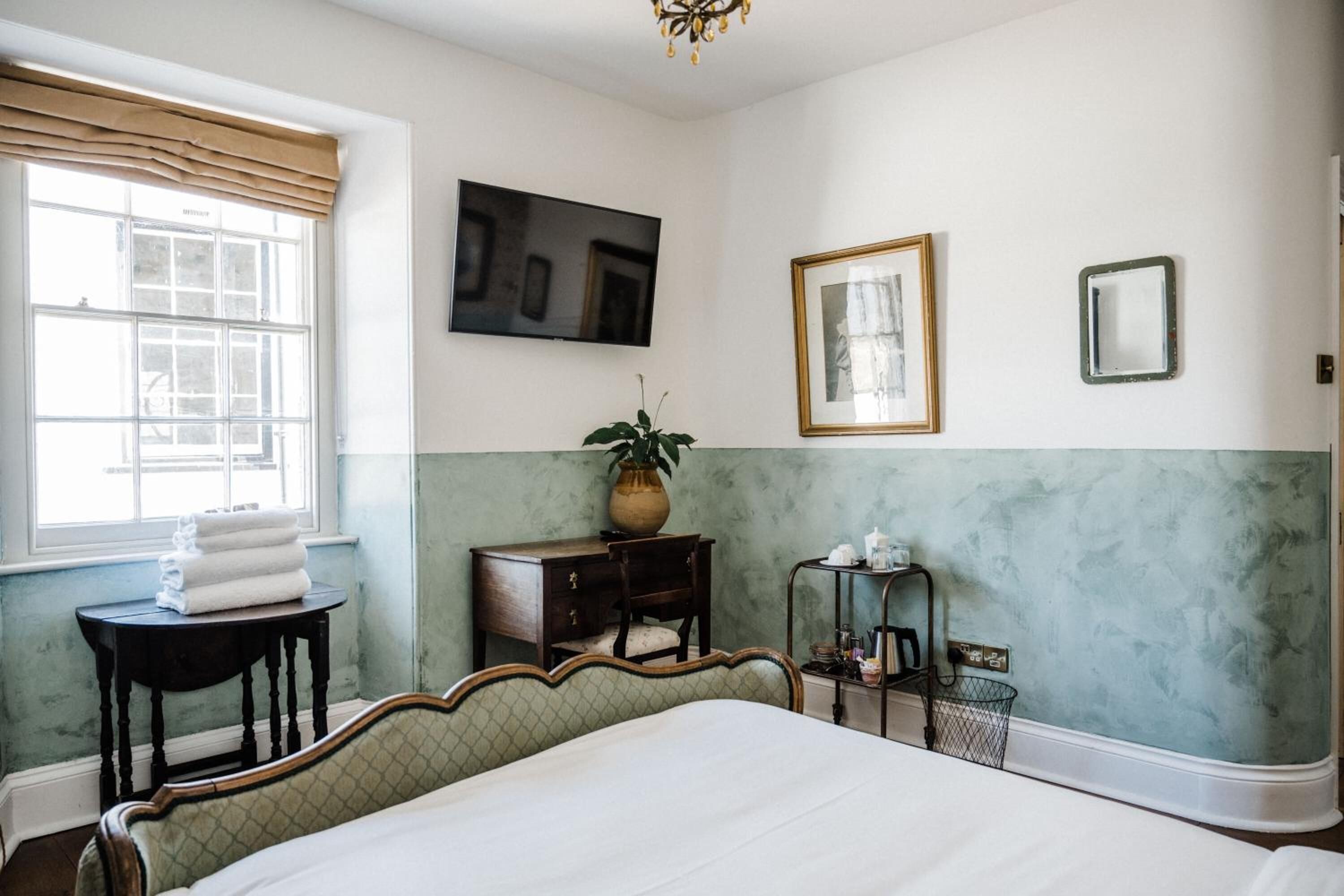 hypo-allergenic bedding, pillow-top beds, individually decorated