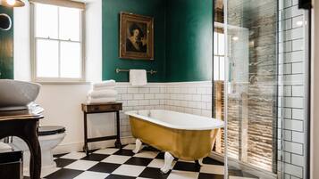 Luxury Double Room | Bathroom