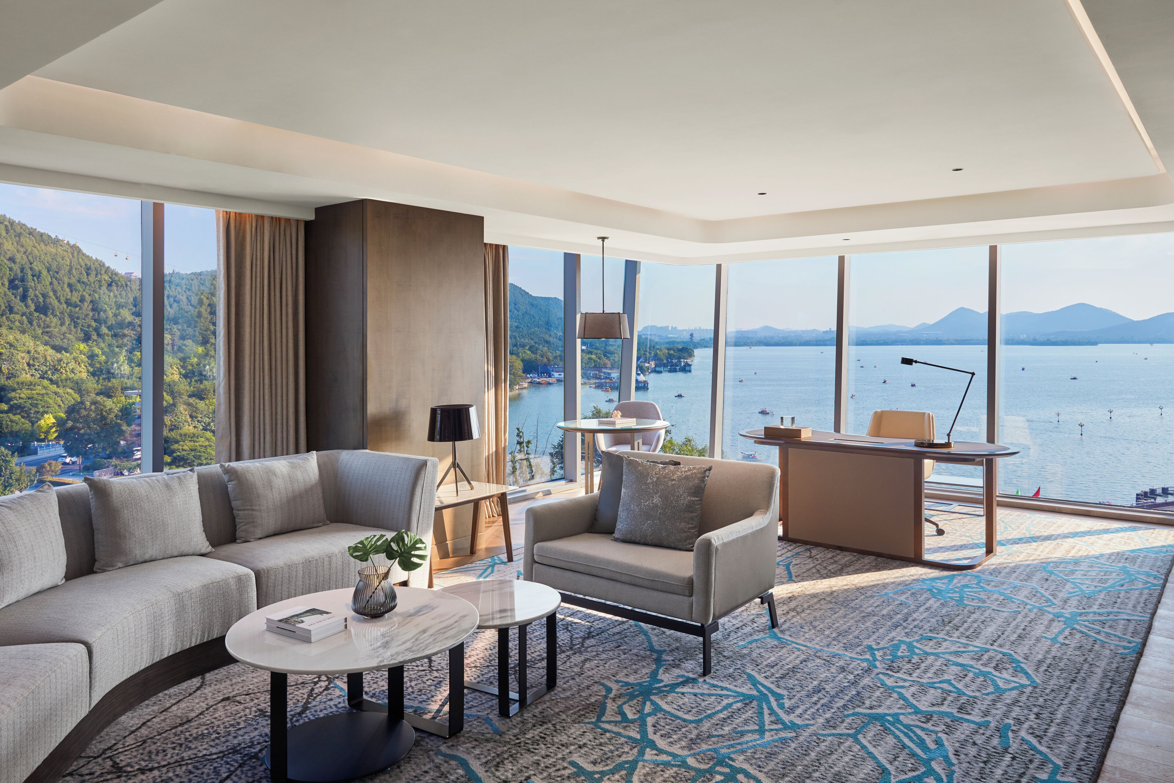 Executive-Suite, 1 King-Bett