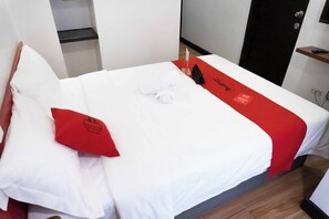 Room - Reddoorz Plus Near Bamboo Organ Las Pinas (Las Pinas)