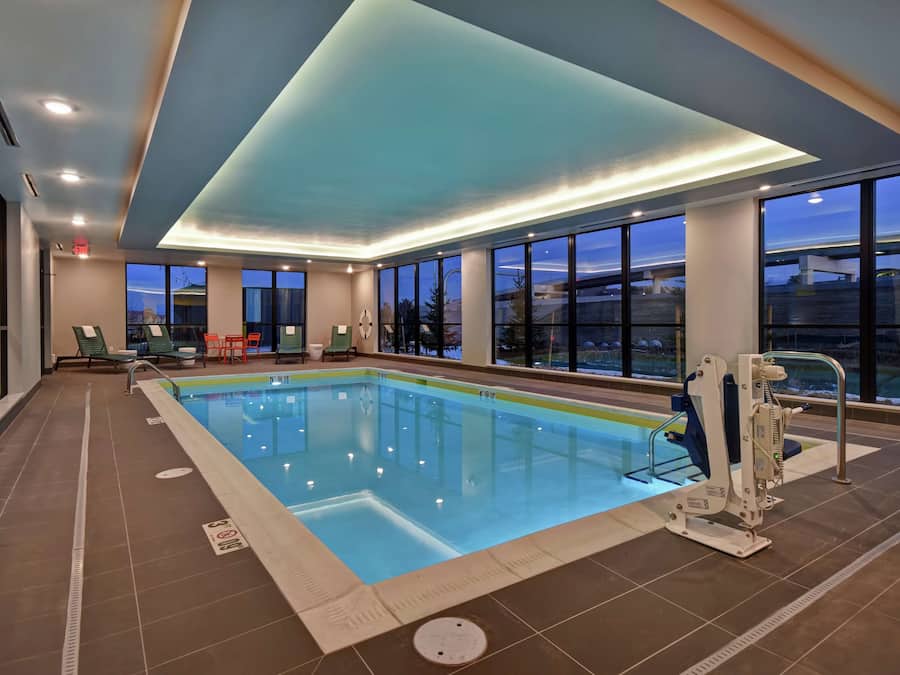 Indoor pool, open 8:00 AM to 10:00 PM, sun loungers