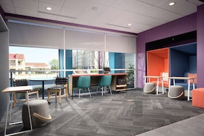 Business centre - Tru By Hilton Chattanooga Hamilton Place (Chattanooga)