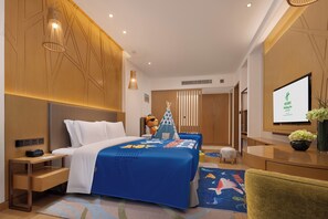 1 bedroom, free minibar items, desk, soundproofing