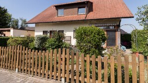 Unclassified image, 5 of 31, button - Wohnung Silvaner (Spiesheim)