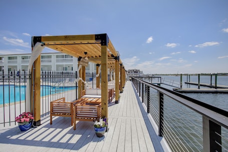 Lunch, dinner served; American cuisine, beach views