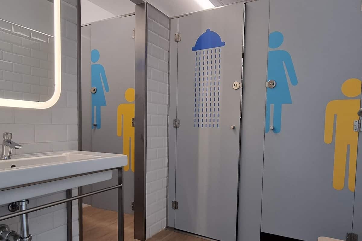 Shared Dormitory, Mixed Dorm, Shared Bathroom (12 beds) | Hypo-allergenic bedding, down comforters, in-room safe, desk