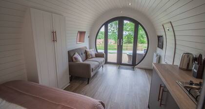 Bluebell Glamping Pod - sleeps 2 | Gold Award winning