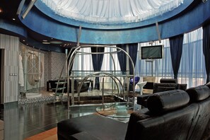 Luxury Apartment | Minibar, in-room safe, desk, blackout curtains - Diplomat Plaza Hotel & Resort (Lukovit)